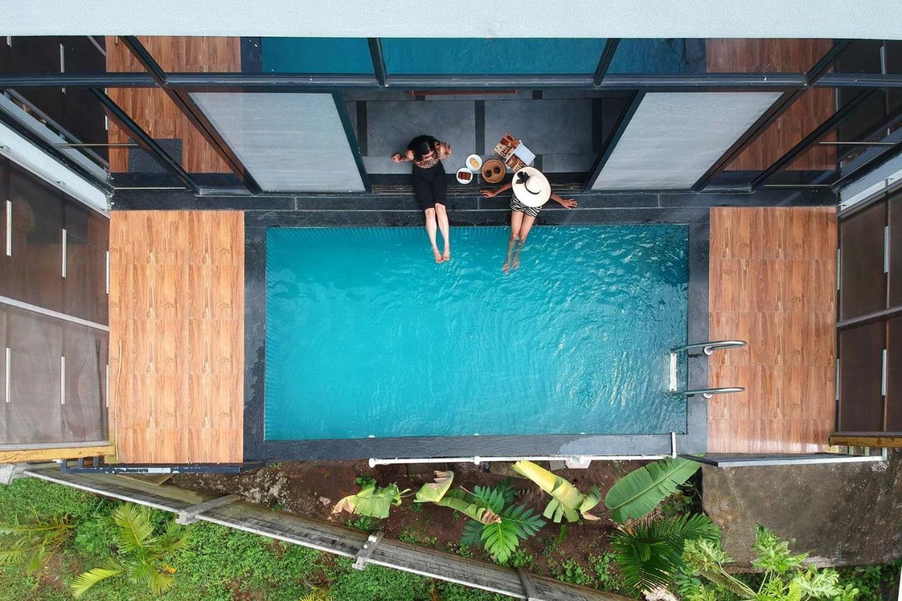 Two Villa By Stayvista With Infinity Pool, Farm & Mountain Views, Modern Interiors Karjat Eksteriør billede