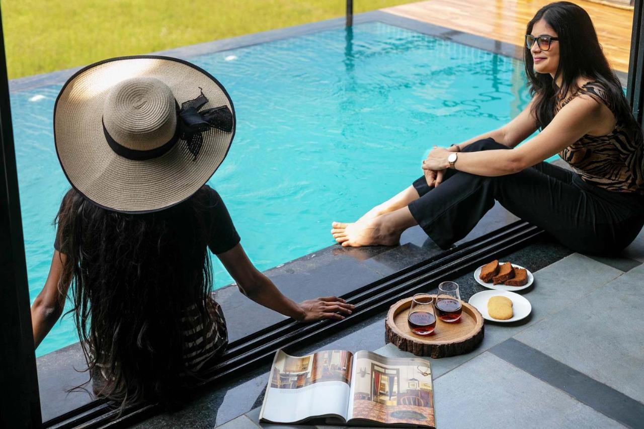 Two Villa By Stayvista With Infinity Pool, Farm & Mountain Views, Modern Interiors Karjat Eksteriør billede